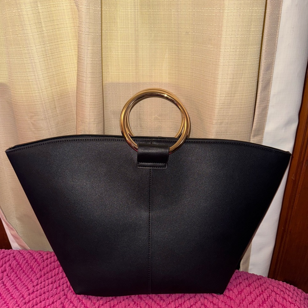 Urban Expressions Black and Gold Structured Tote